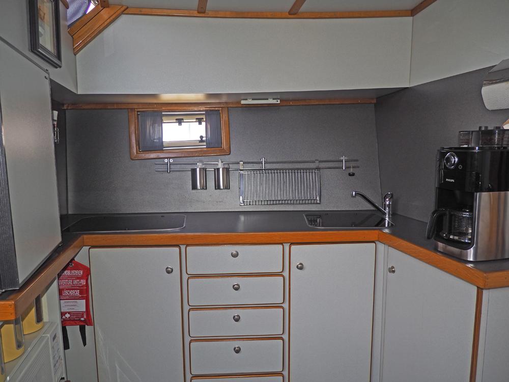 Fore ship, Accommodation